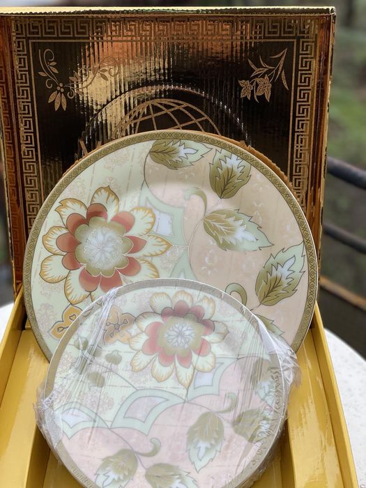 Комплект чинии за торта