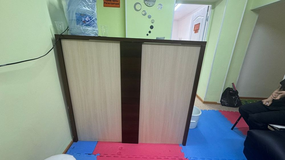 Шкаф,ресепшн сатылады