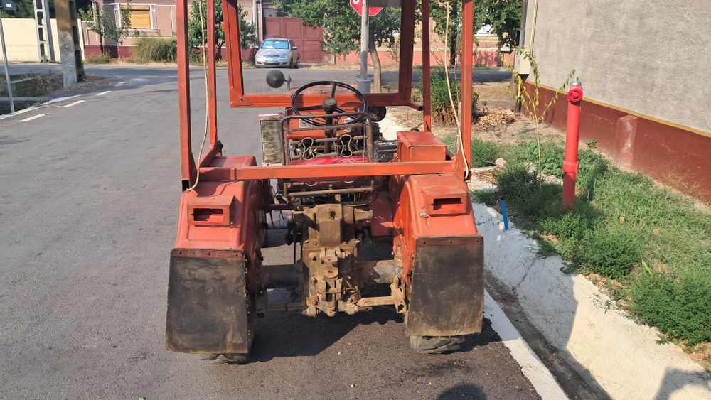 Vand Tractoras  Hebei cu Remorca
