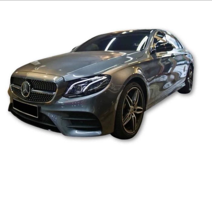 Mercedes W213 диамантена решетка