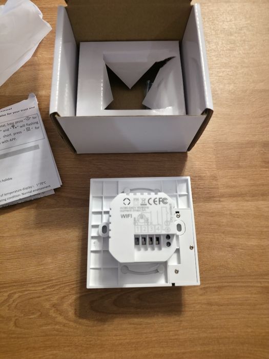 Termostat Smart Wi-Fi cu fir pentru centrala termică