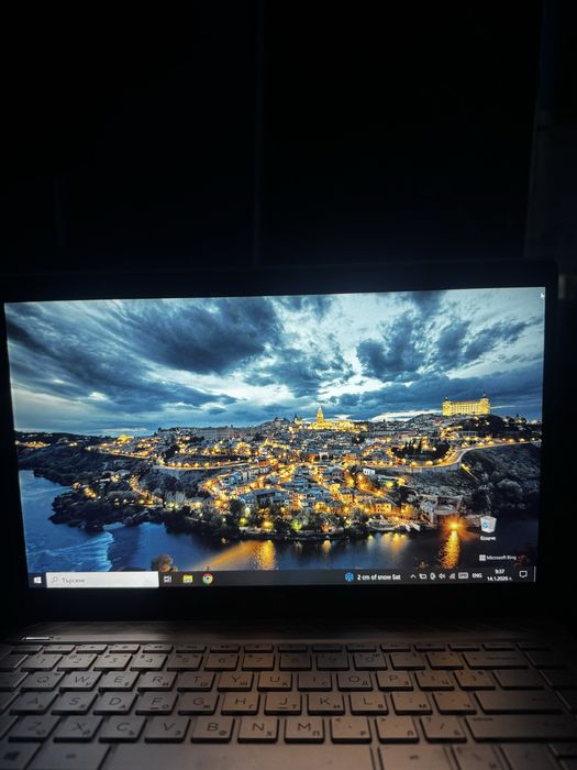 Лаптоп HP Pavilion