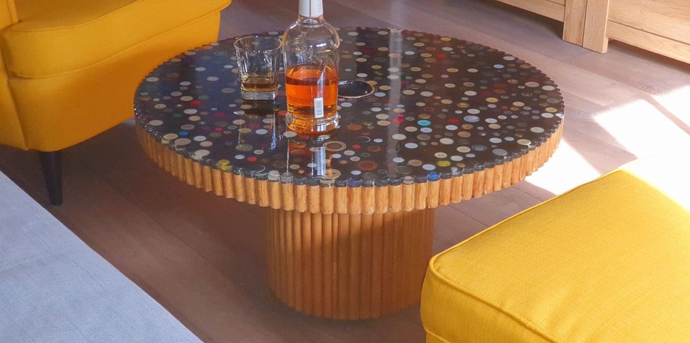 Холна маса с епоксидна смола