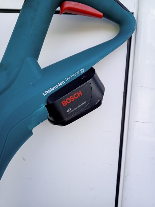 Акумолаторен ТРИМЕР за ТРЕВА BOSCH ART 26 18 LI гр. Търговище Център ...