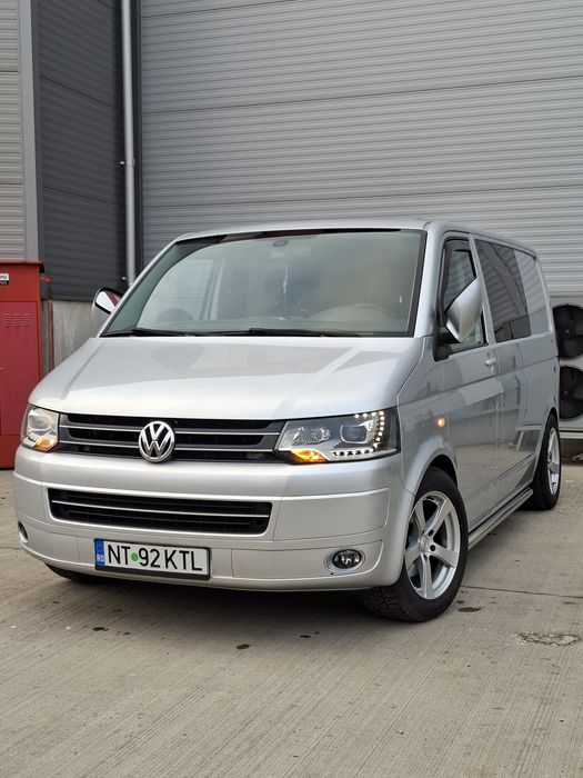 VW Transporter nu Caravelle Multivan 6 locuri T5.1 2.0TDI 140cp  DSG 12500€