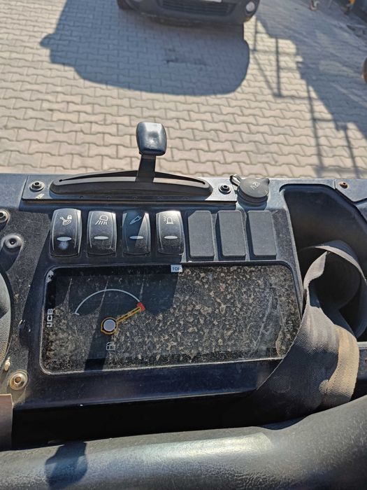 Мини багер 1500 кг JCB 15C-1 под НАЕМ от Рентекс