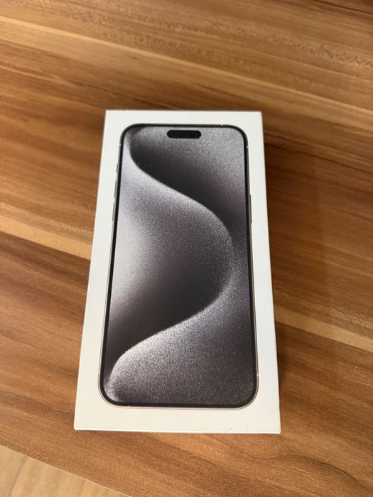 Iphone 15 pro max white titanium