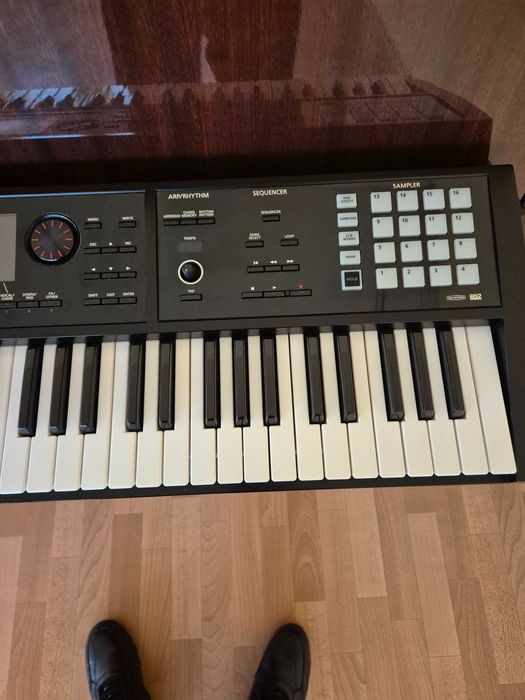 ROLAND-FA 06-Продавам