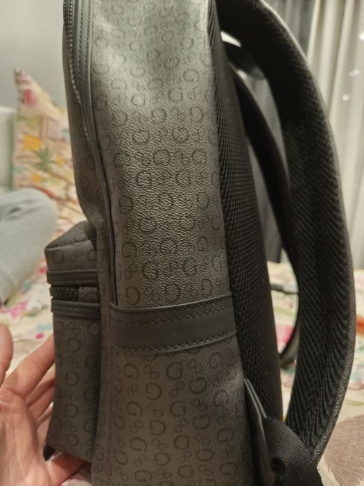 Раница GUESS маркова