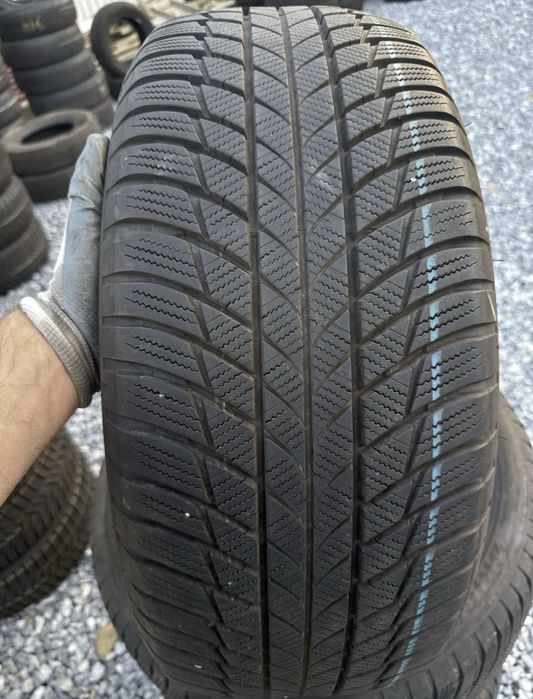 Anvelope de iarna 245/50 R19