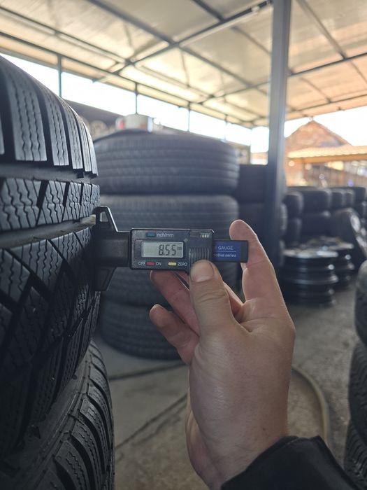 4 Броя 215/50/18 Continental 2x8,5mm 2x7,5mm