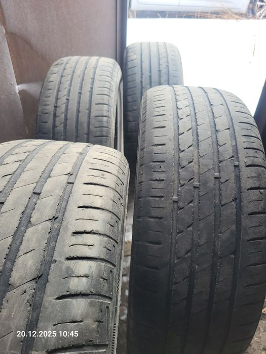 Продам летние шины комплект