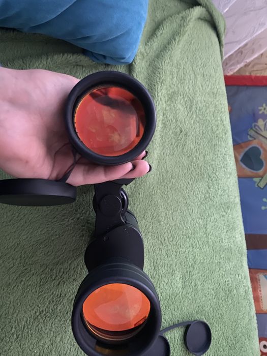 Професионален бинокъл с чанта