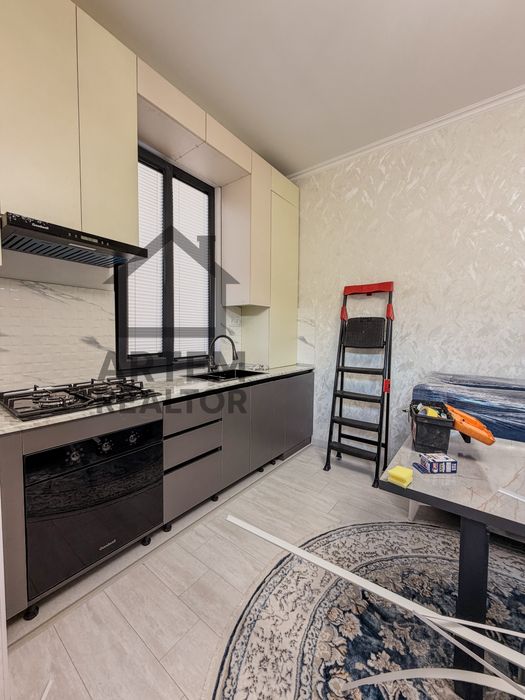 2х этажный коттедж 43м2 Буюк Ипак Йули ул.Сайрам