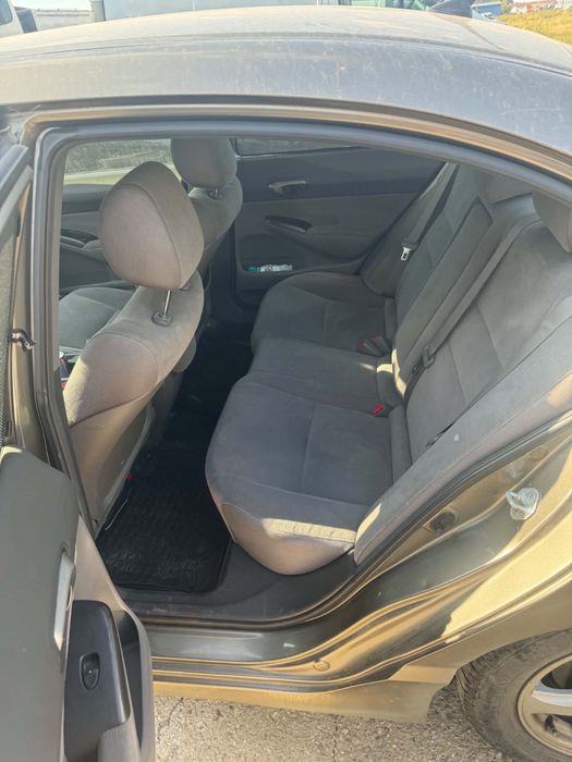 HONDA CIVIC 4dr hybrid