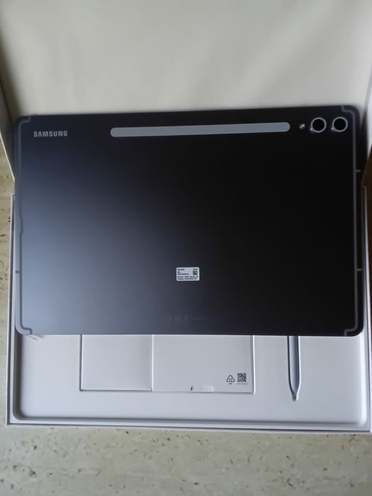 Samsung Galaxy Tab S10 Plus, 256 GB,  cutie cu toate accesoriile, impecabilă,  doar 77 c.baterie