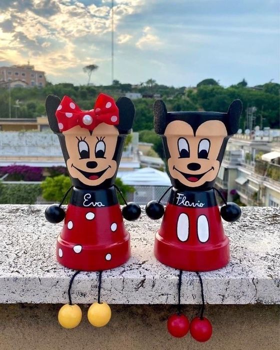 Ghivece pictate manual