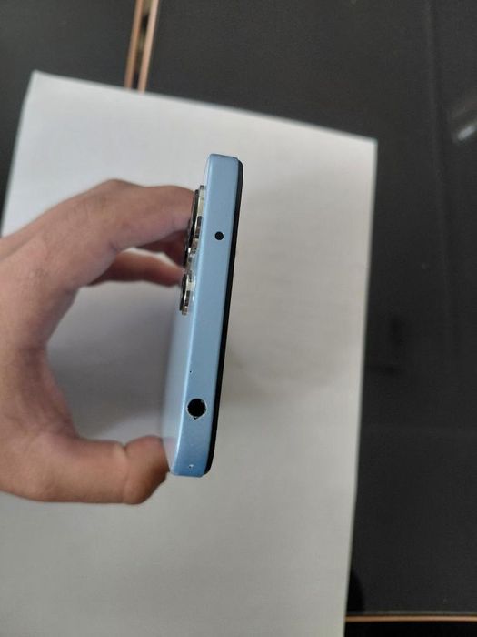 Xiaomi Redmi 12 5G – Ca Nou, 4+4GB RAM, 128GB, Fără zgârieturi