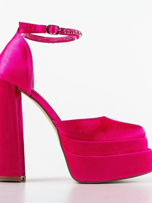 Дамски обувки на ток