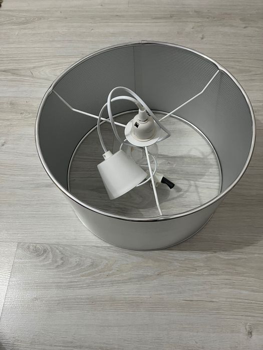 Lustre pentru hol
