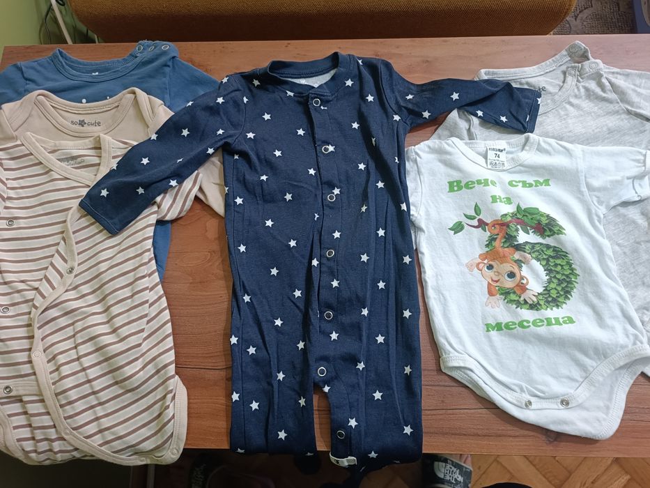 Бодита момче 9 - 12 месеца, 74 - 80 - 86 размер