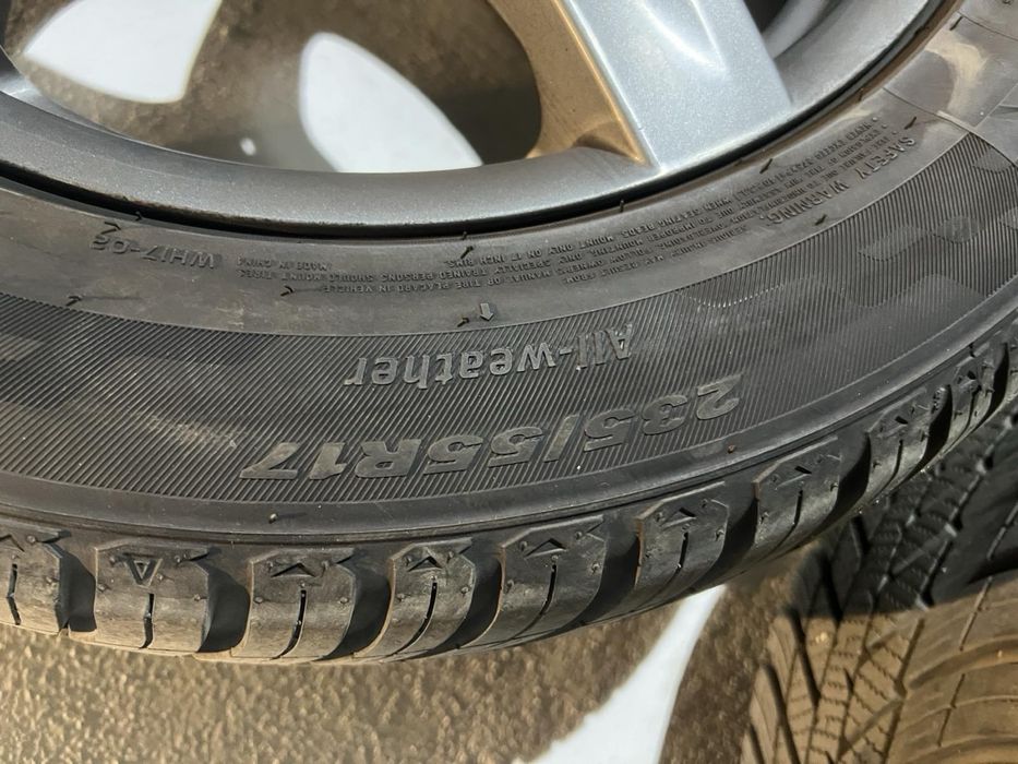 Всесезонни гуми Nexen + джанти 17”