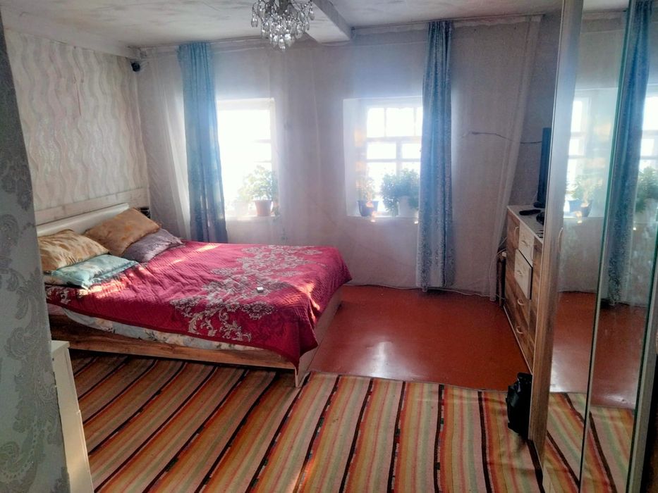 Обменяю частный дом на кв