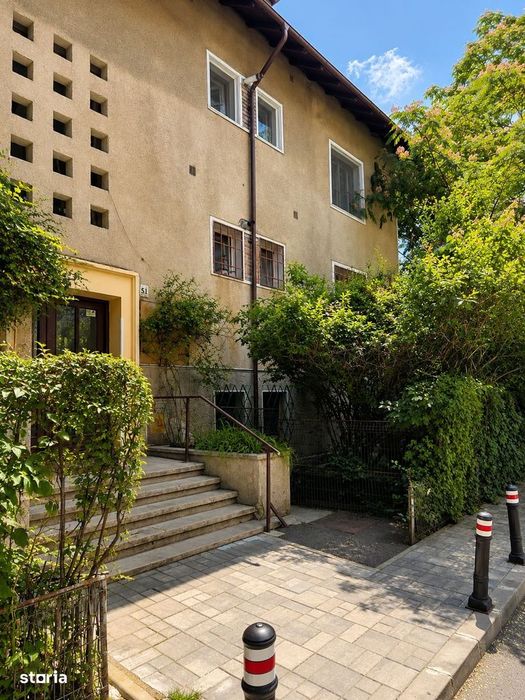 Apartament superb renovat | Str. Mozart | Etaj 1 | Centrală proprie |