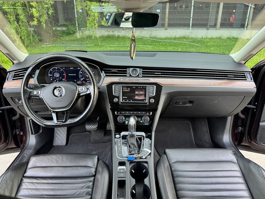 Volkswagen Passat B8 2017 exstra Full