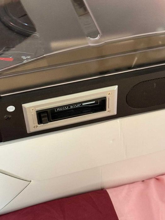 Pick-up player pentru vinyl si caseta nefolosit