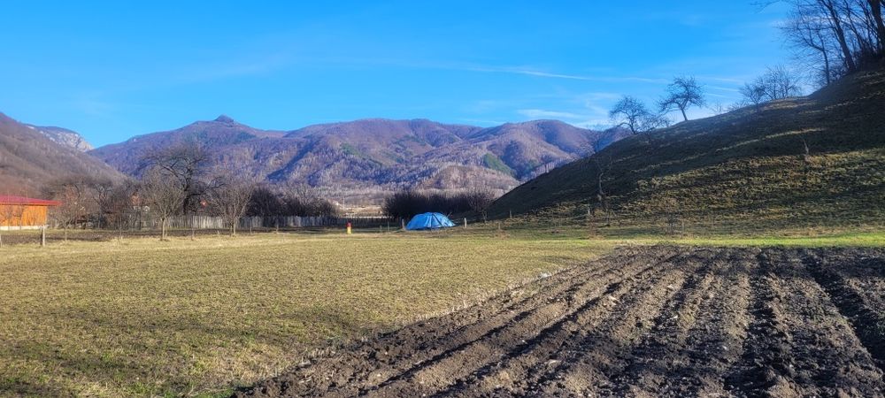 Teren de vânzare in localitatea Baru