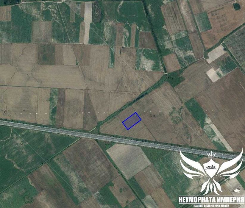 Продавам нива 7000кв.м. на втора линия с.Труд, обл.Пловдив