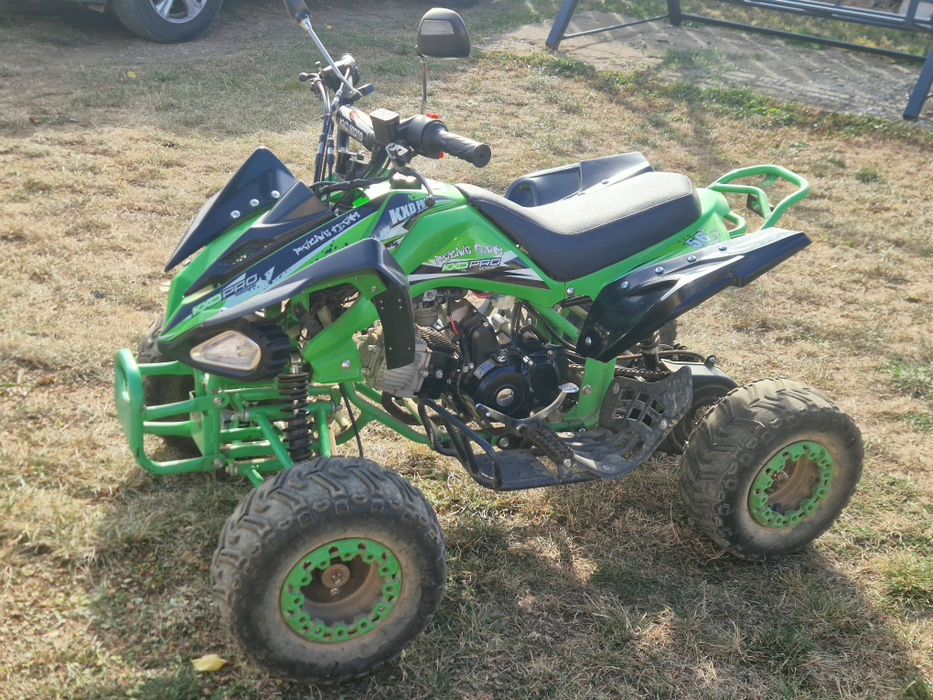 ATV 125cc pe benzină