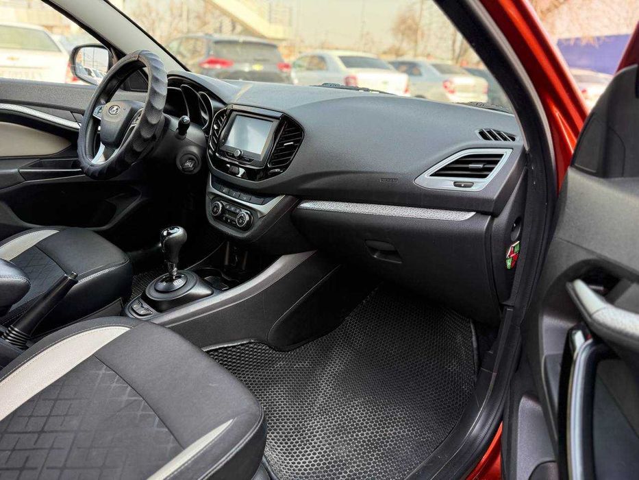 Lada Vesta Cross / 2018 / идеал