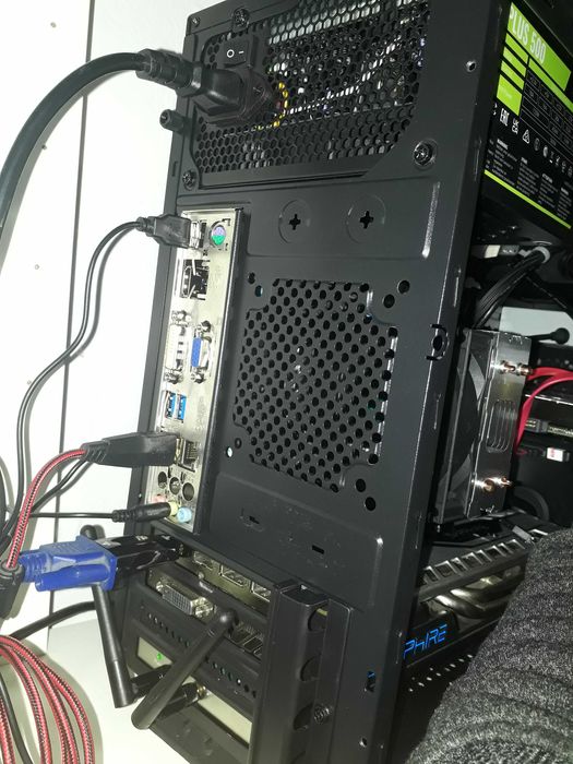 Настолен компютър / Intel Core i7-3770 / AMD Radeon RX580 4GB / 16GB DDR3