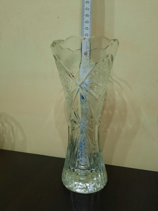 Vaze portelan, cristal, mari si mici dimensiuni