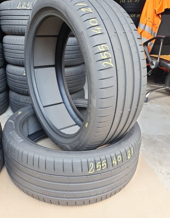 2 Anvelope Pirelli 255 40 R21 Vară DOT4620.