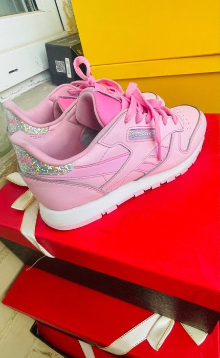 Продам кроссавки Reebok оригинал