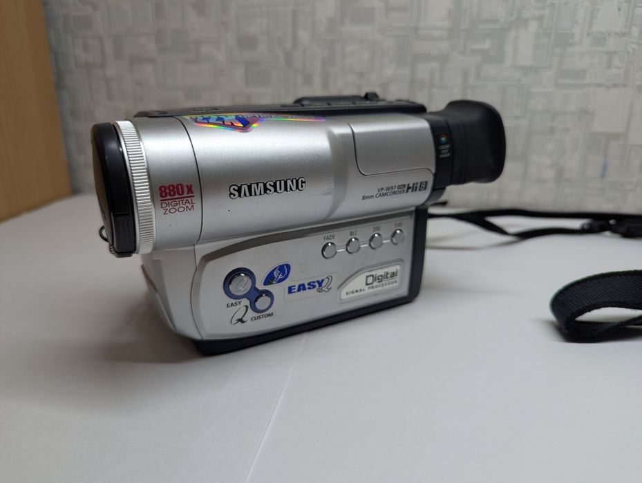 Видеокамера в идеальном состоянии.