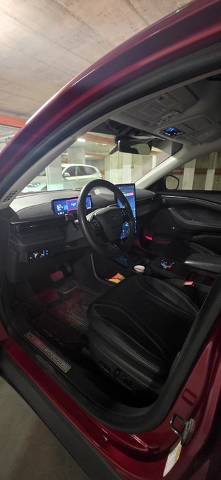 Ford Mustang Mach e, PREMIUM +,92kw 4x4