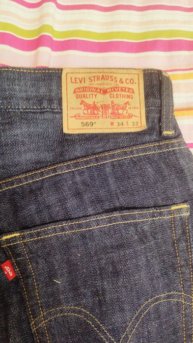 Blugi Levis noi 38/32, 34/32