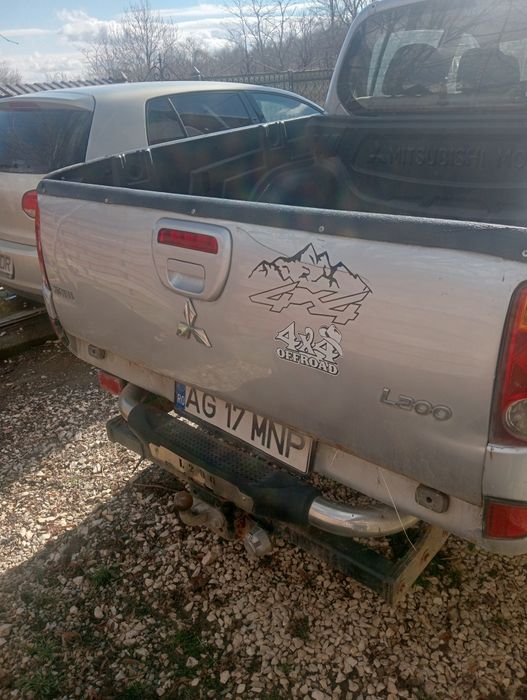 Mitsubishi L200 de vânzare