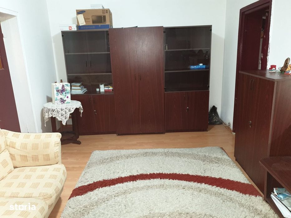 Apartament 3 camere Frații Golești, et P/4