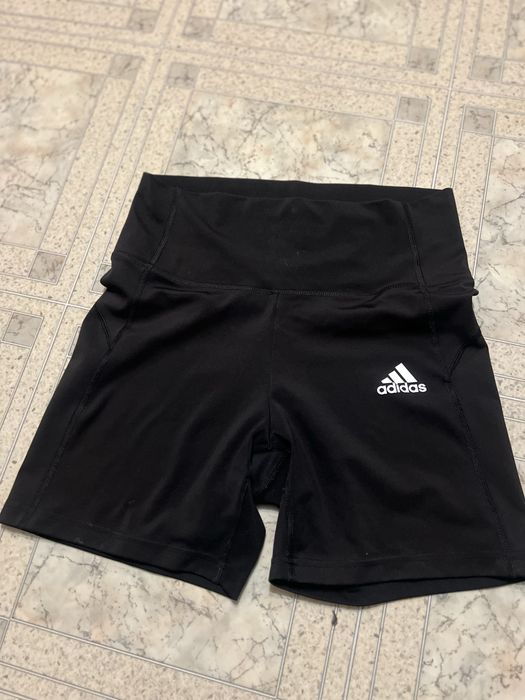 Клинове адидас найк