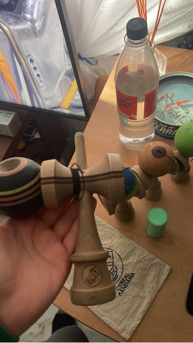 Vand kendama cereal cu tot cu punga in care vinr si ata de rezerva