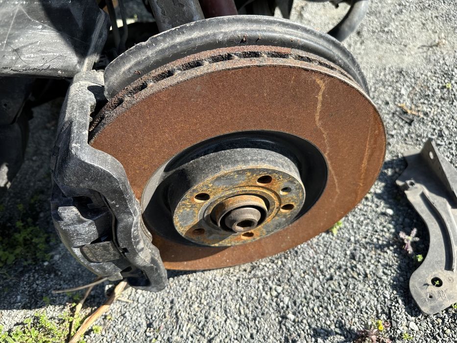 Спирачки от ауди с4 б6 б7 / audi s4 b6 b7