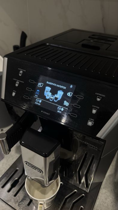 Кофемашина Delonghi