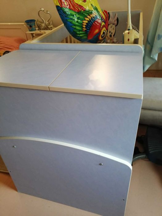 Детска кошара с чекмеджета