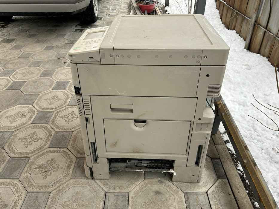 Продам принтер что то нужно заменить