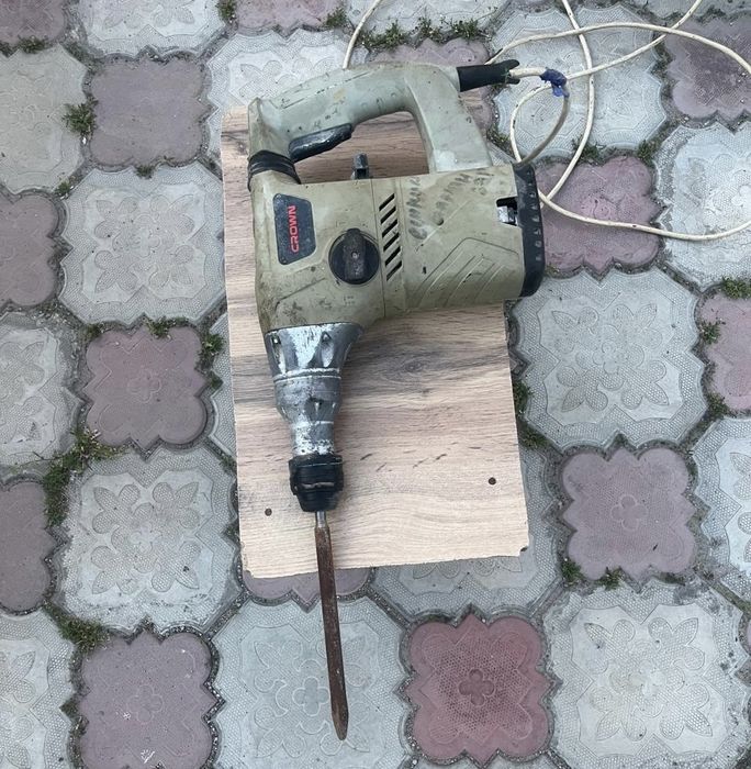 Продам перфоратор